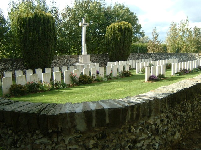 The rather small and isolated Summit Trench cemetery.