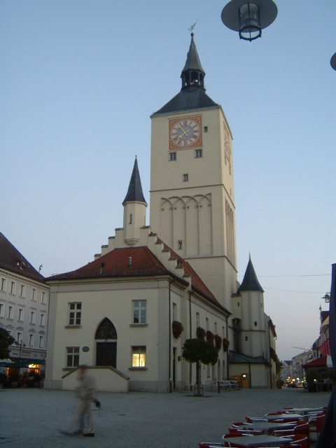 One of two churches situated in the middle of the square.