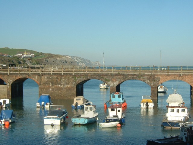 Aha! Here it is. This is Folkestone harbour, where I failed to find a hotel which didn't look full.
