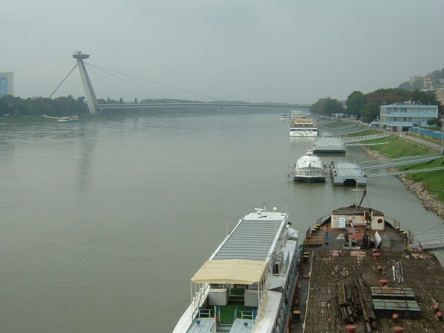 The New Bridge, seen from the old one.