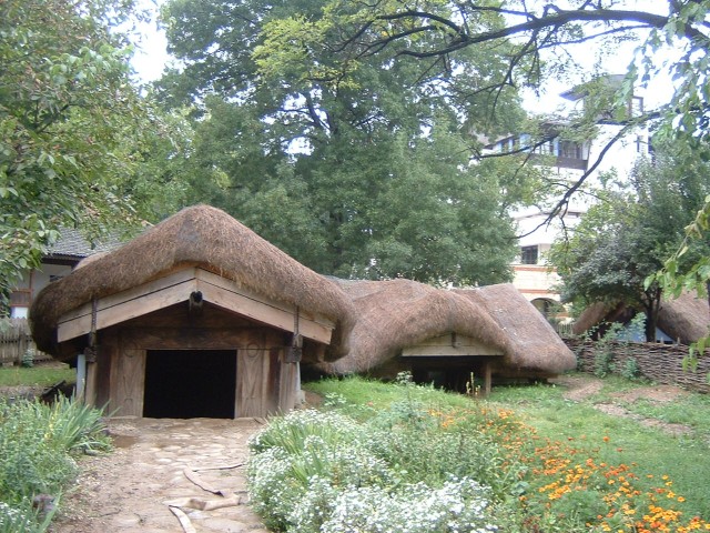 I couldn't work out if I was meant to look inside the houses. Most of them were locked and the other...