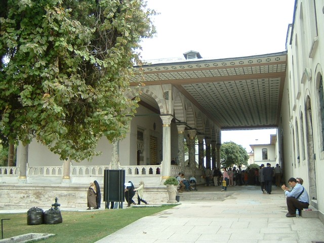 The Audience chamber.