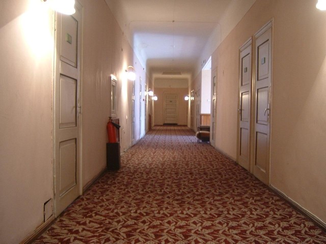 Another view of the hotel.