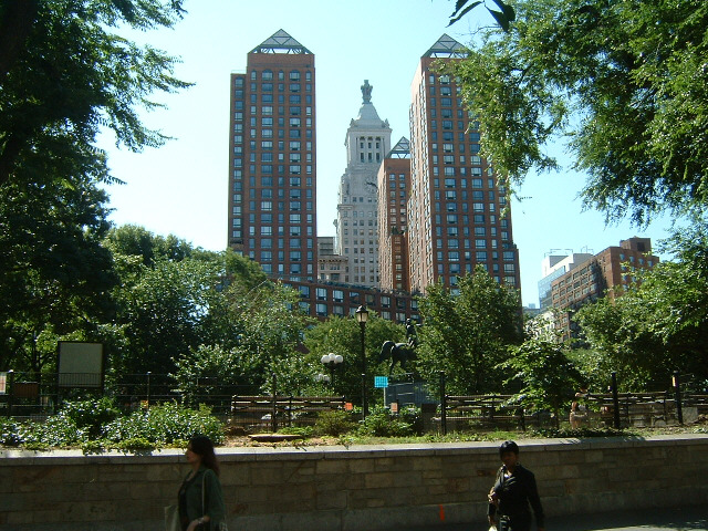 Another view of Union Square.