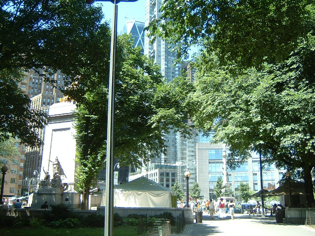 I'm heading into Central Park now.