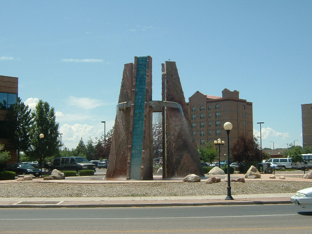 A fountain in central Pueblo.