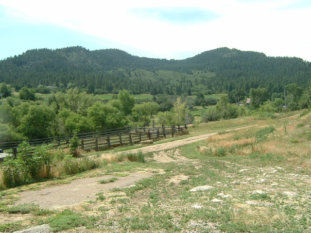 A view of the hills from the shop. I'm having a good rest here before tackling the 3000 foot climb.