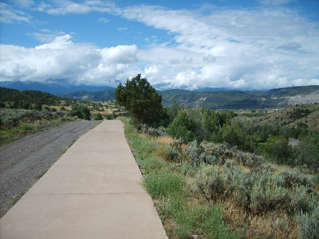 This cycle trail leads to Ridgway. I don't know if it's new but the Western Express map doesn't ment...