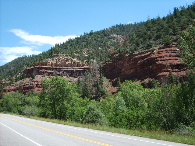 The rocks are a different colour now. This is starting to turn into the kind of scenery that I will ...