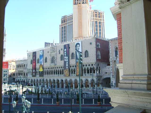 The Venetian, where I have come to collect my hire car.