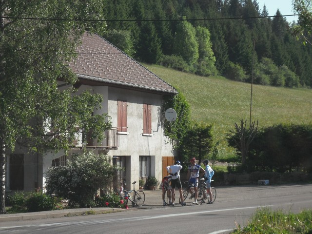 Some cyclists at the bottom of today's first big climb. After re-fitting that wheel, they caught me ...