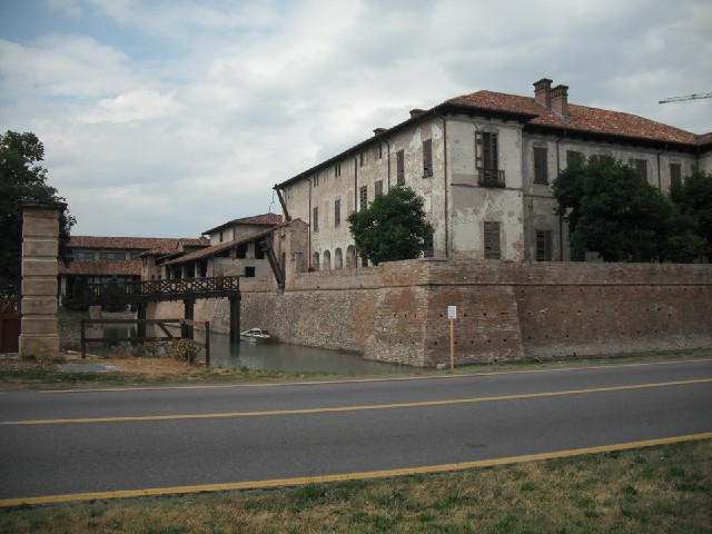 The castle in Pagazzano.