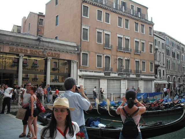 This Hard Rock Cafe looked a bit out of place in Venice. As I left, I realised that I hadn't seen a ...