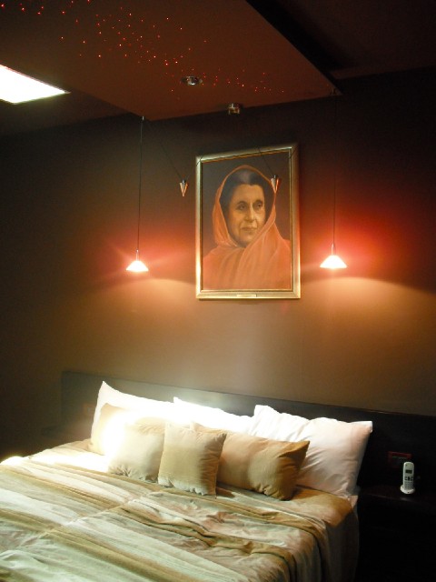Here's my room. This is the Design Hotel Mr President. "Design Hotel" just seems to mean i...
