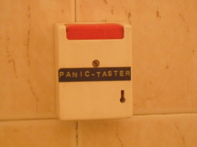 This device in the bathroom sounds intriguing. "taster" seems to be Serbo-Croat for "...