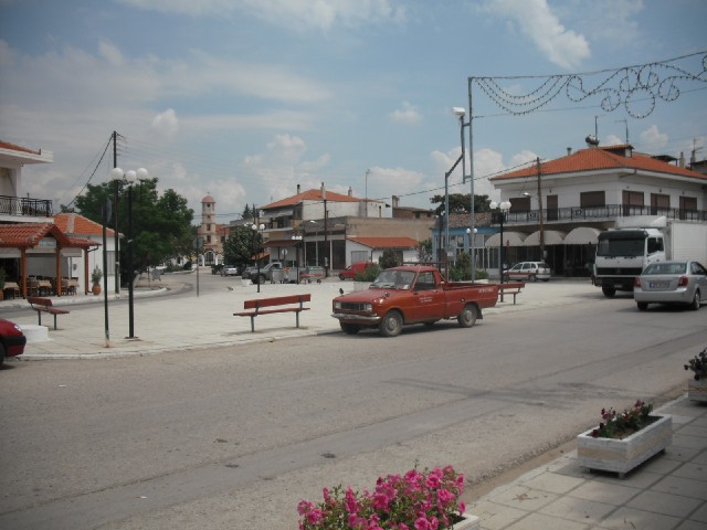 Kastanies, the Greek border village.