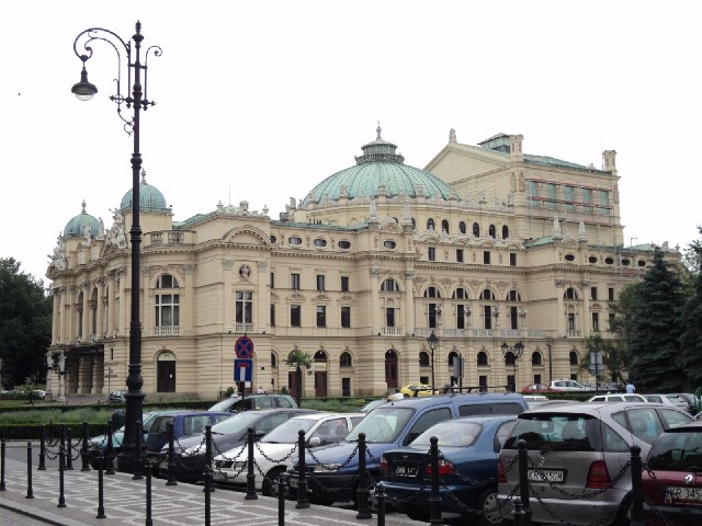 The Slowacki Theatre, seen from across the road because I liked the pattern in the pavement.