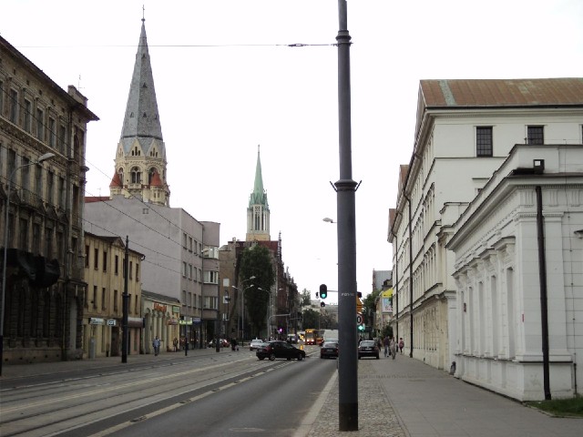 Suddenly, L�dz is looking much better. The traffic has got lighter, the road is lovely and smooth, t...