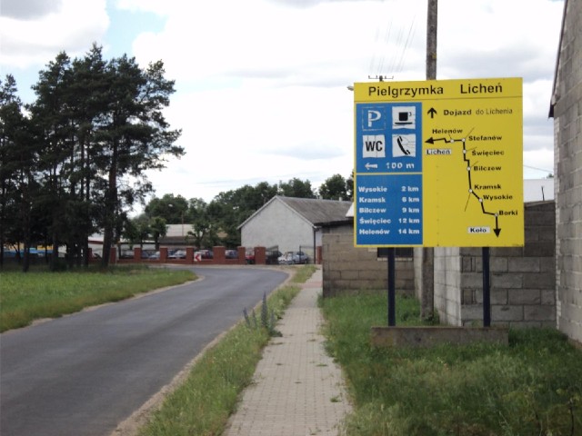 I'm on another pilgrimage route now. Lichen Stary, where I will be staying tonight apparently has so...