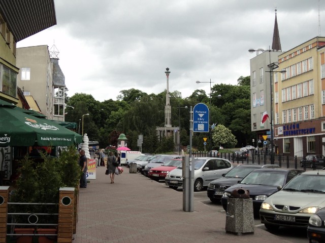 This is the part of Stargard where you can come to watch the football outside a bar or, in my case, ...