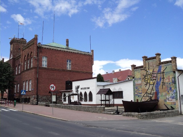 Wolin.