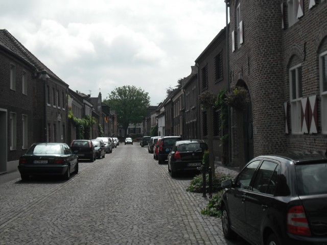 Another view of Wachtendonk.
