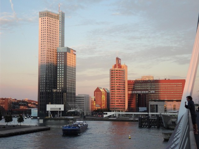 Rotterdam, in the last of the sunshine.