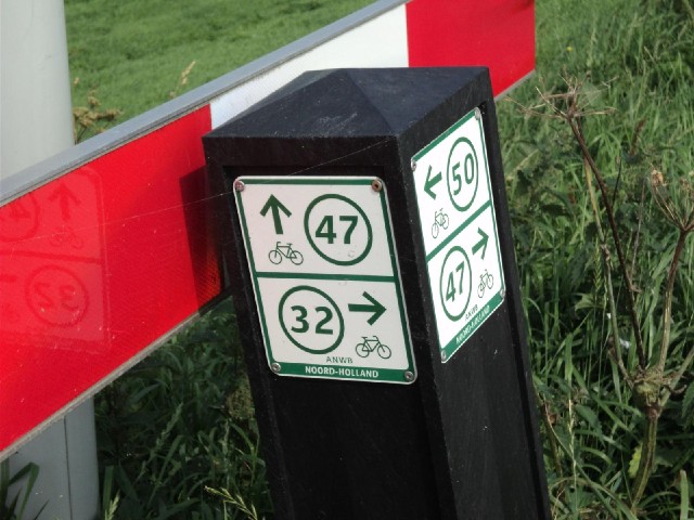 It took me a few visits to the Netherlands to work out how these signs worked. The important bit of ...