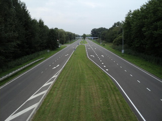 One of Lelystad's roads, which bikes can't use.