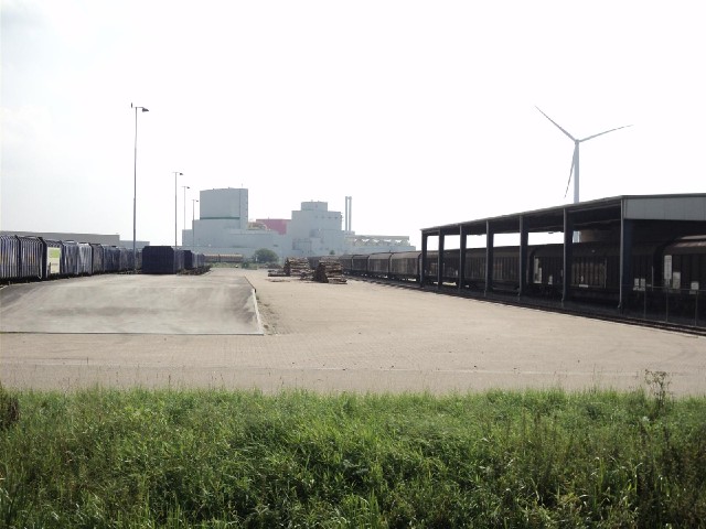 I rode through this large industrial area of freight terminals, silos and tanker parks.