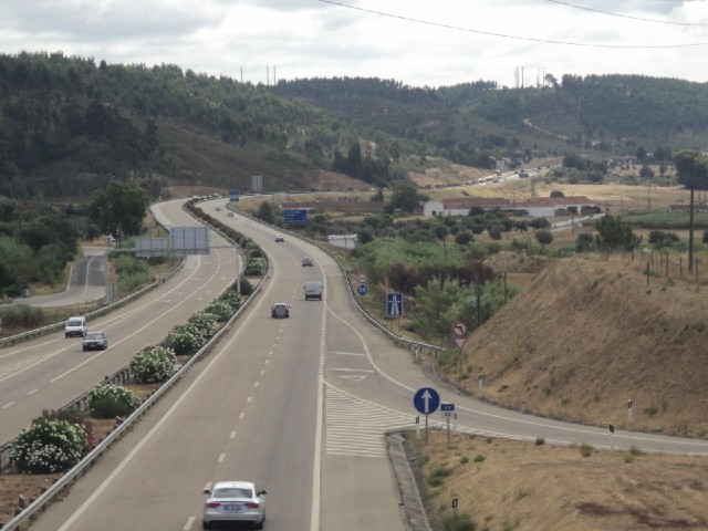 The A23 motorway. I showed you a square speed recommendation sign yesterday. The blue sign here show...