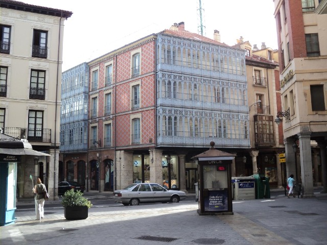 An interesting building in Valladolid. What's also interesting is the woman on the left who came out...