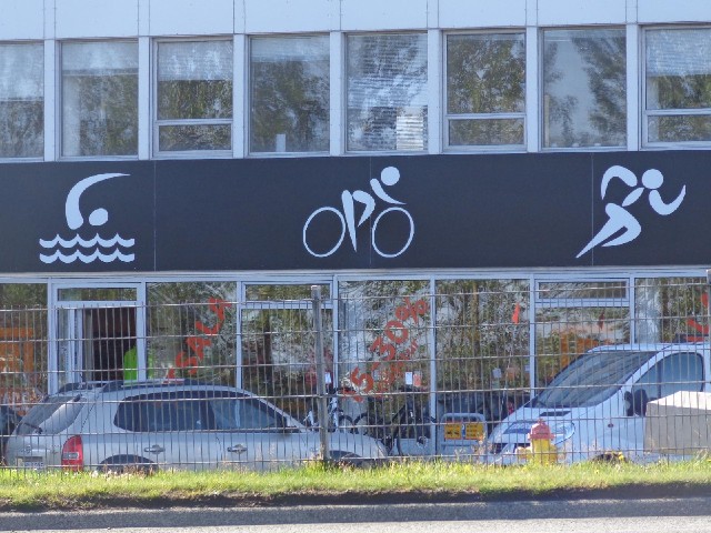 That looks like a bike shop, although not the one I had heard about. I'm not really interested in tr...