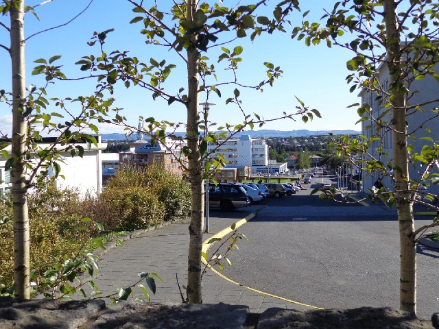 A view from near Hallgrmskirkja.