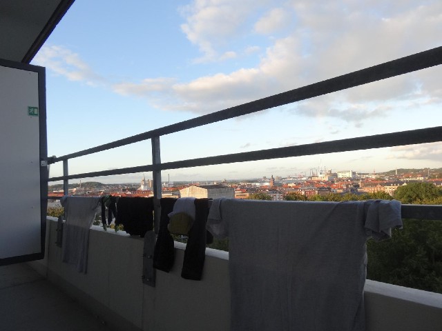 Here, I can also dry my clothes on the balcony, as long as I keep an eye out for rain showers.