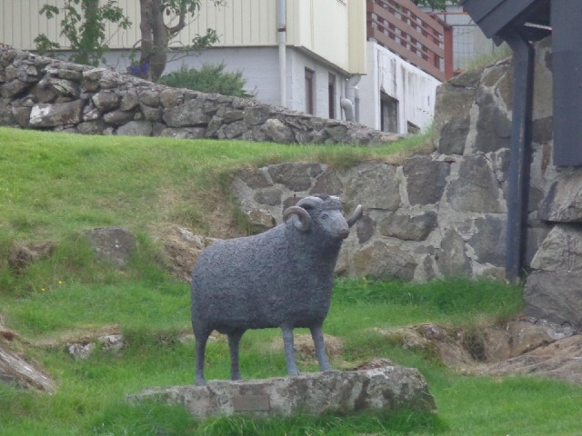 A sheep statue.