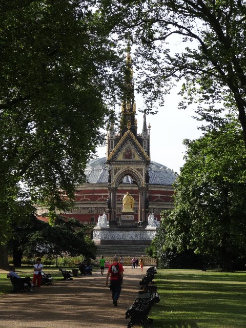 There's a picture of the Albert Memorial from my 2005 trip but from this angle, you get to see the A...