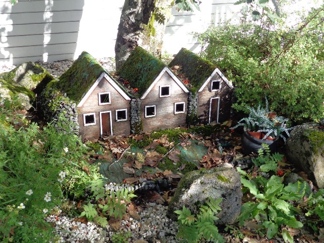 These model houses are by the hotel's reception.