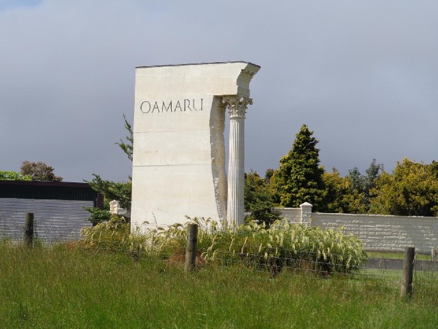 Is this trying to imply some kind of Roman connection with Oamaru? I don't believe it.