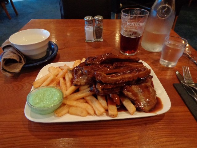 ... but tonight I was swayed by the half kilo of ribs. To be fair, quite a lot of that is actually b...