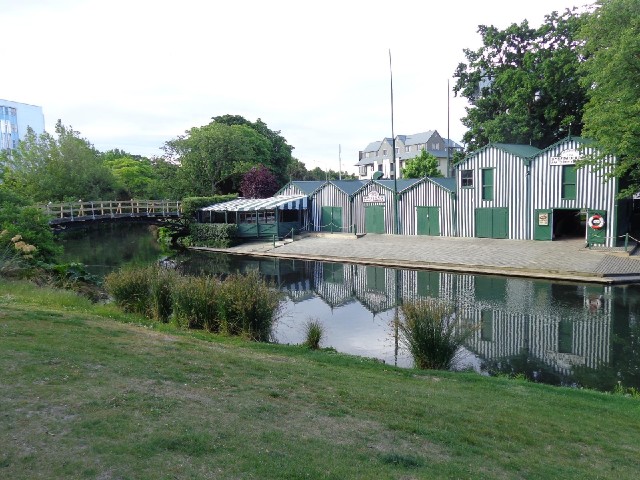 Punt houses in Christchurch.