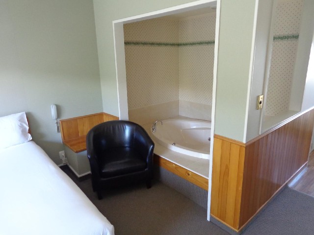 ...and a spa bath. I have wanted one ever since missing out on one in Dunedin.