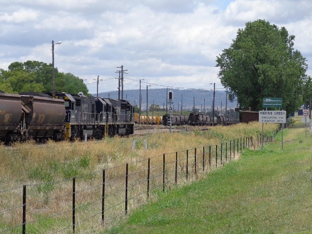 The coal train crawling into Werris Creek. I saw a few coal trains during the day; full ones and emp...