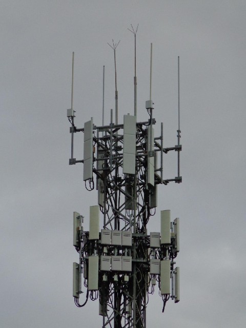 That's a lot of antennas. It's probably why I have had good phone coverage almost everywhere in Aust...