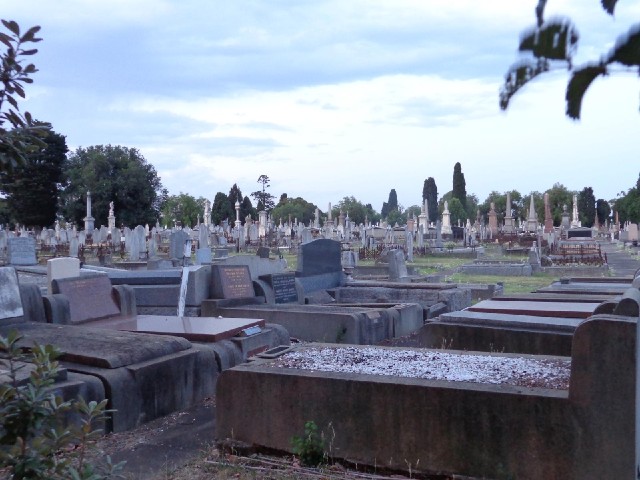 Part of Melbourne General Cemetery. It's possible that I might come here again tomorrow or the next ...