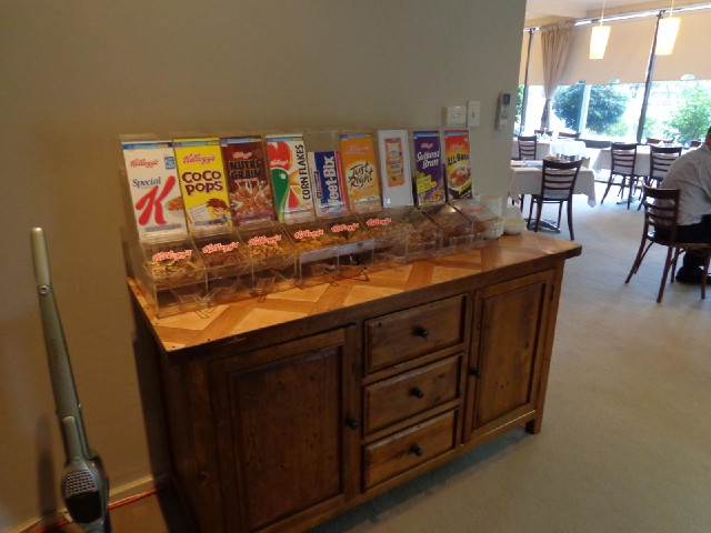 Unusually for Australia, this hotel comes with a free breakfast. It's only cereal and tinned fruit b...