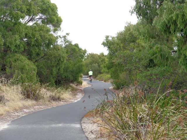 The cycle path.