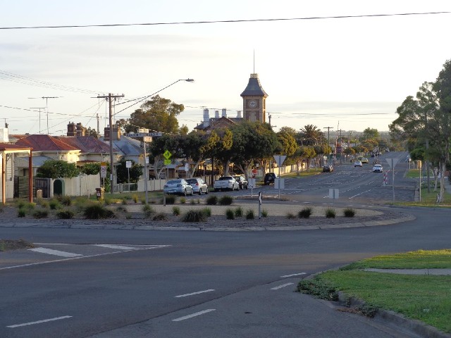 Geelong station, with more of those lovely wide roads.