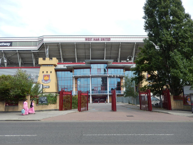 There are little castles to emphasise the Boleyn Ground's historical links.