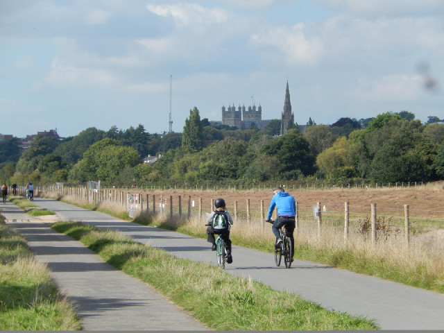 The cycle route into Exeter.